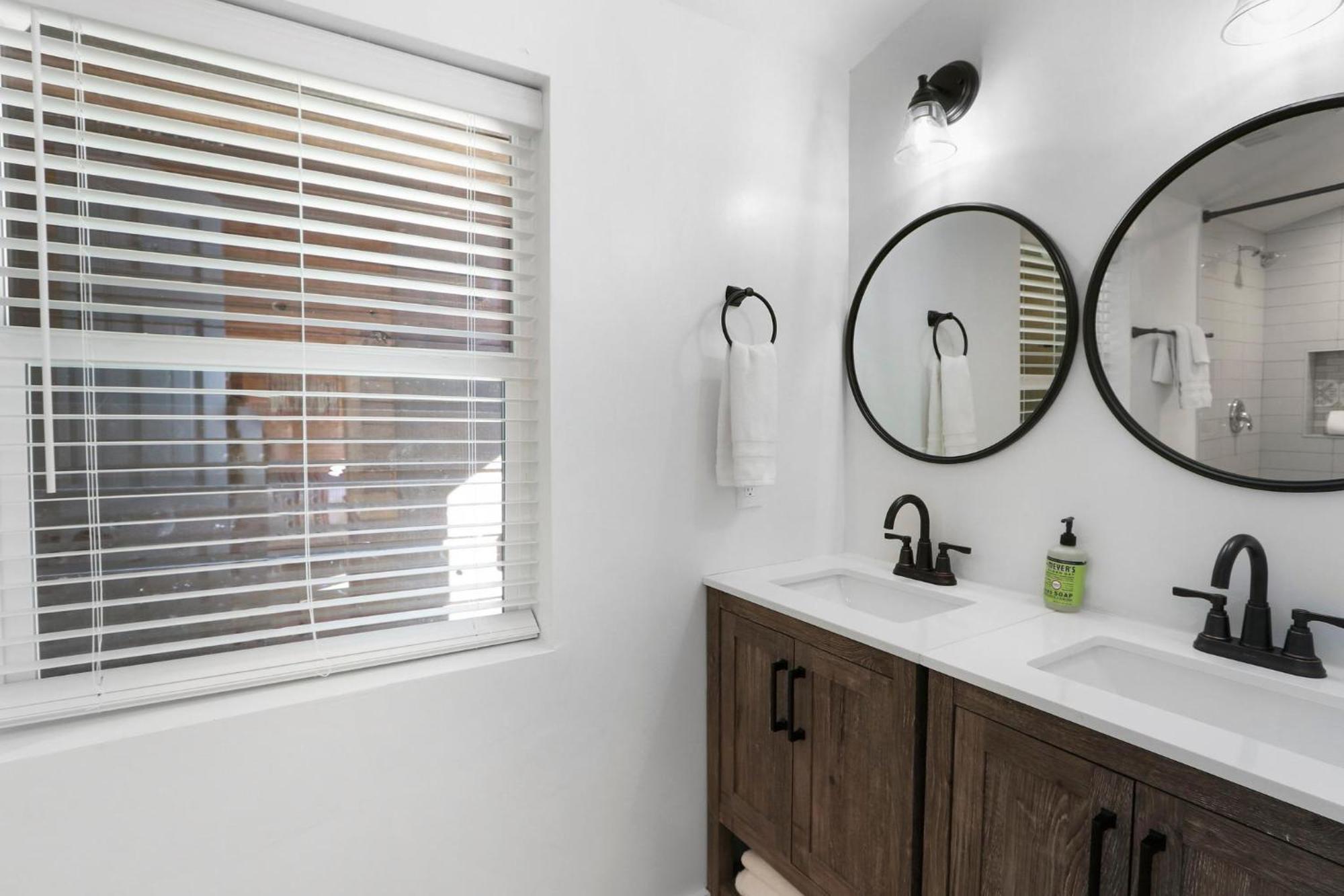 Wimberley Log Cabins Resort And Suites- Unit 4 Εξωτερικό φωτογραφία