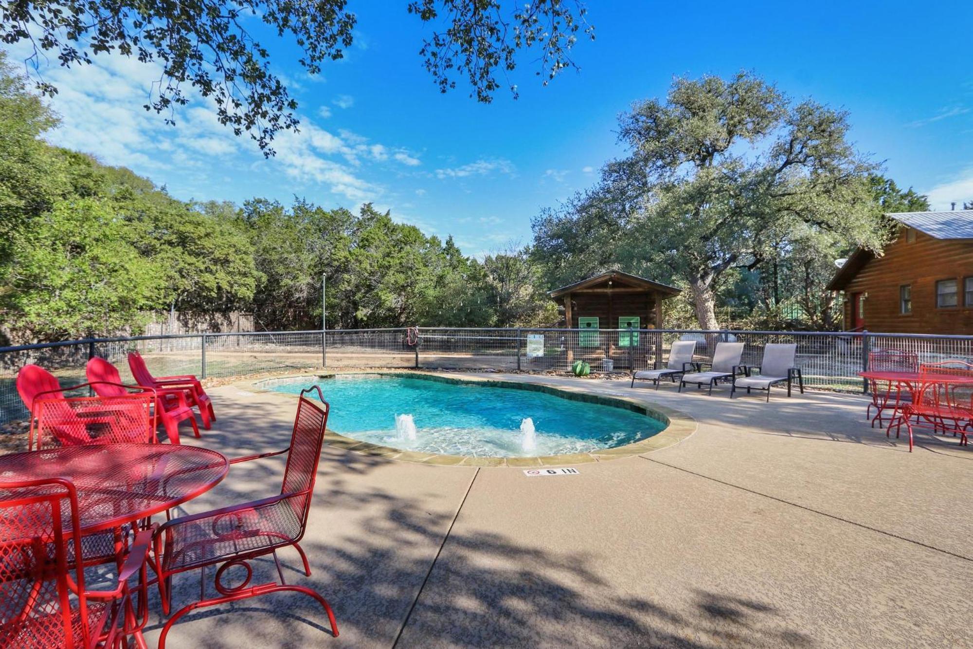 Wimberley Log Cabins Resort And Suites- Unit 4 Εξωτερικό φωτογραφία